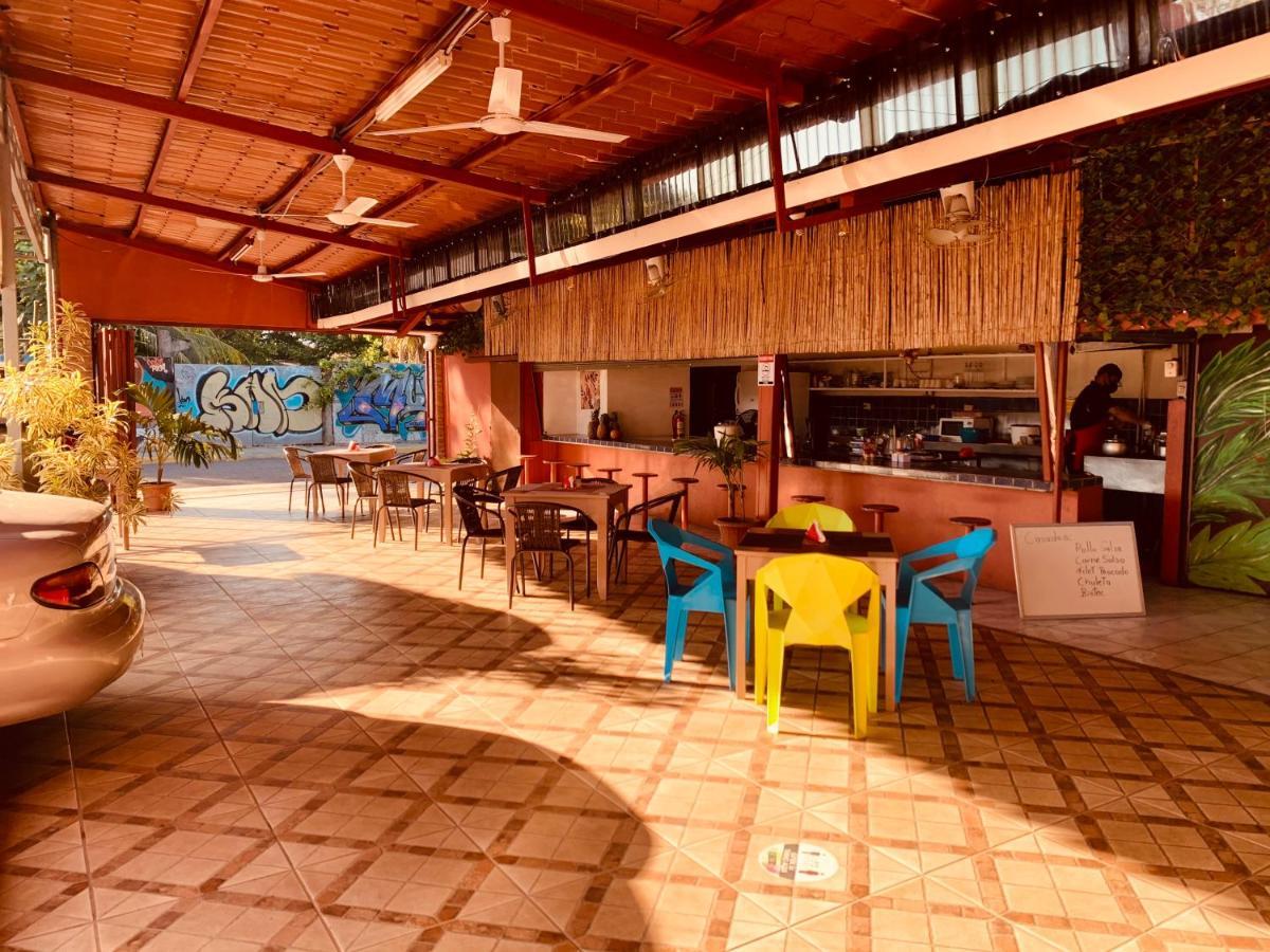 Hotel Cabinas Jacomar Dış mekan fotoğraf